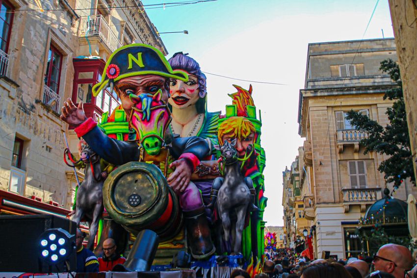 malta carnival 2024の山車