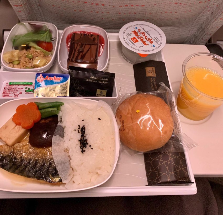 エミレーツ航空の機内食